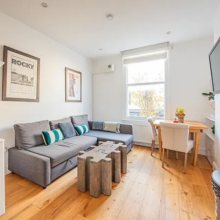 Charming 1-Bed Next To Portobello & Notting Hill